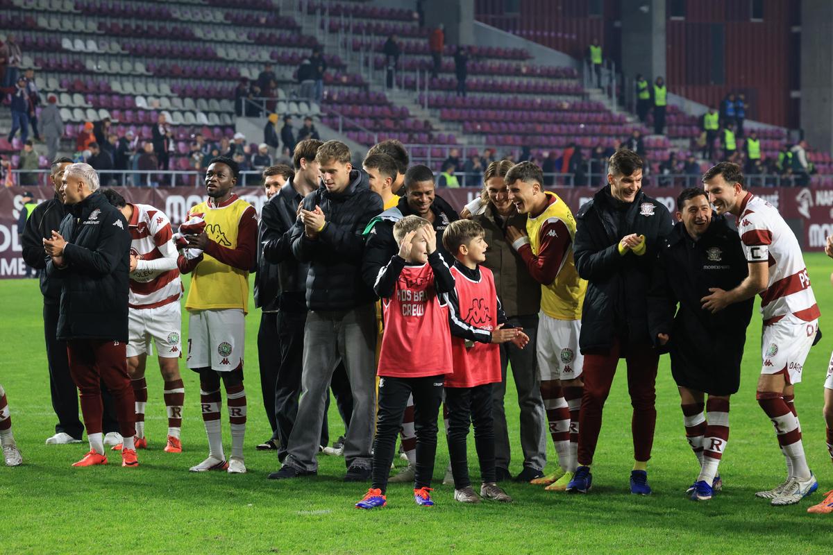 Imagini de la finalul meciului Rapid - Corvinul 2-0 / Foto: Ionuț Iordache GSP