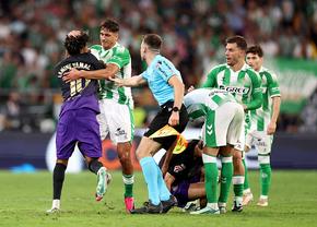 ȘAPTE goluri în Betis - Barcelona » Lamine Yamal a marcat un eurogol, apoi a provocat un „ROȘU” și i-a scos din sărite pe adversari