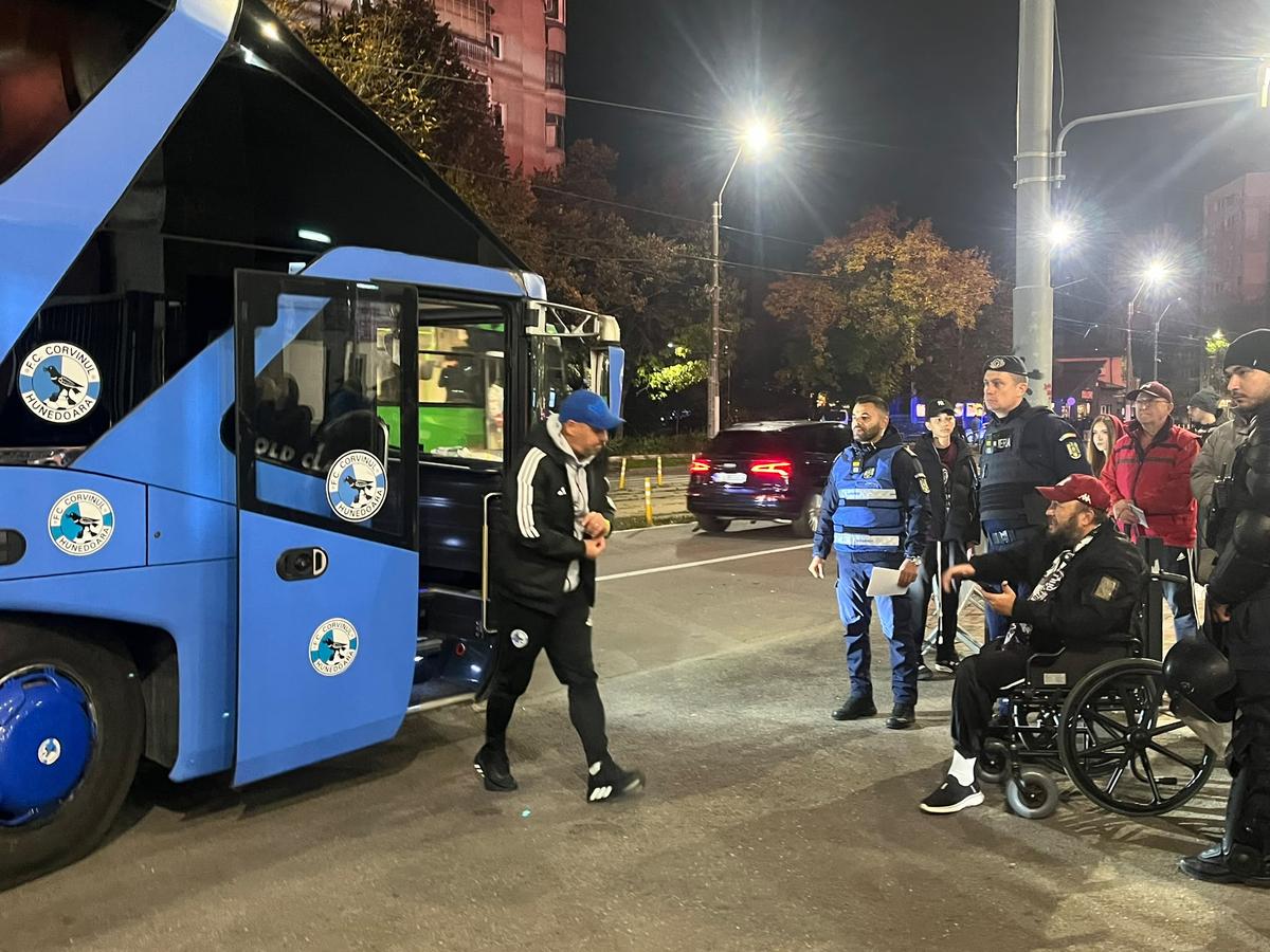 Rapid - Corvinul, imagini înainte de meci (partea I)