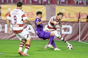 Rapid - Corvinul, reîntâlnire în Superliga după 34 de ani: echipe probabile + cote