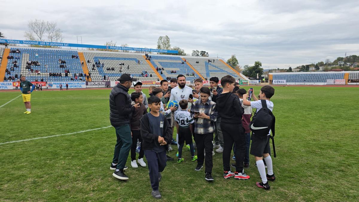 Meci demonstrativ Râmnicu Vâlcea - 17 octombrie