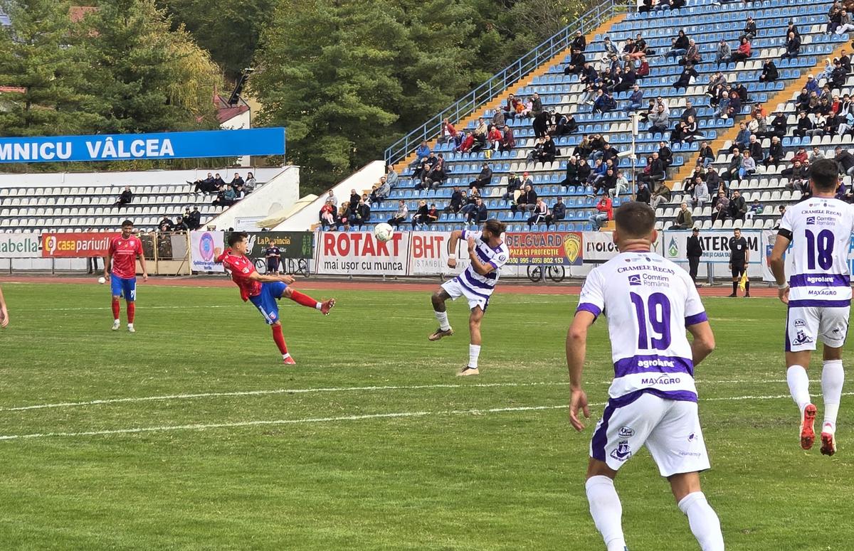 Râmnicu Vâlcea – Poli Timișoara