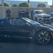 Bugatti W16 Mistral, mașina de 5 milioane de dolari a lui Luka Doncic  // foto: captură X @Lakers