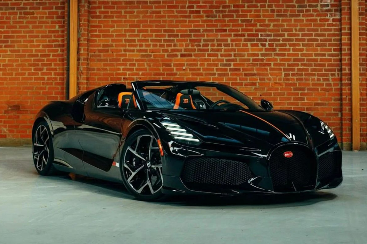 Până la Tesle zburătoare, superstarul echipei a apărut cu hypercar-ul de 5 milioane $ și l-a lăsat perplex pe Snoop Dogg