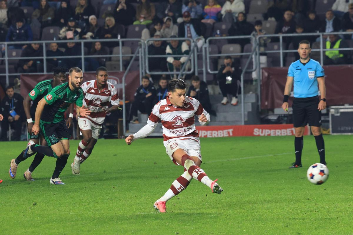 Cum a desfăcut-o Pancu pe Corvinul: „Mutarea câștigătoare!” + explică „fuga” către vestiare