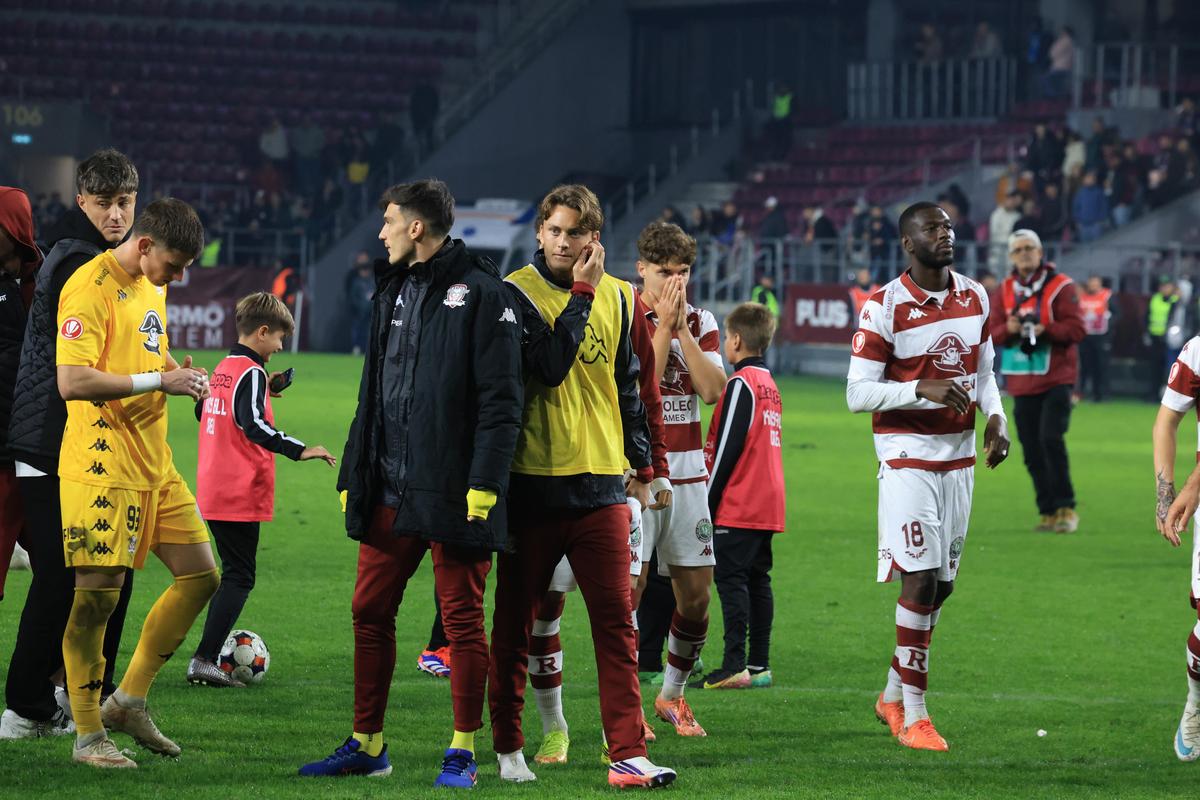 Florin Maxim, după Rapid - Corvinul: „Am un fotbalist de națională în echipă”