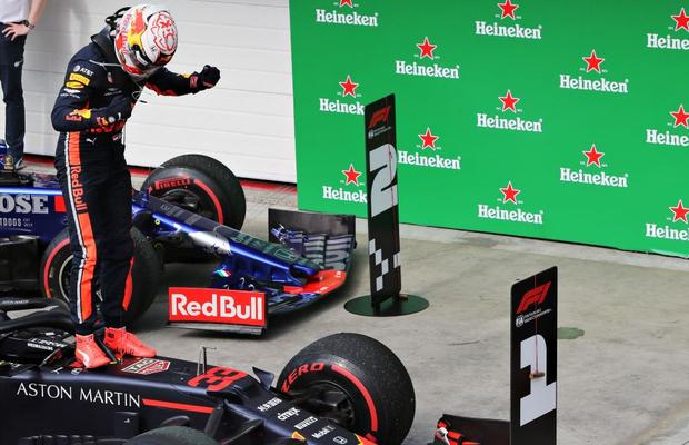 FORMULA 1, Marele Premiu al Braziliei // FOTO Colaps Ferrari: Vettel și Leclerc s-au scos reciproc: Verstappen, campion și favorit la locul 3 general