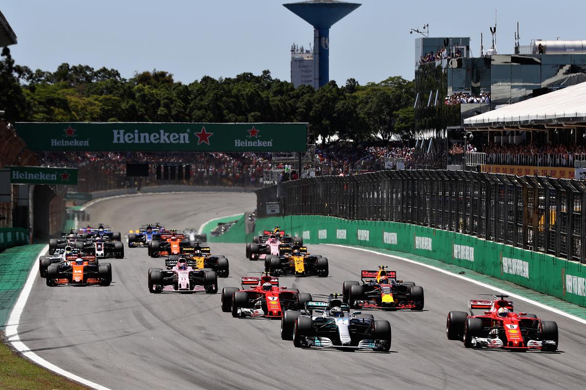 Colaps Ferrari: Vettel și LeClerc s-au scos reciproc din Marele Premiu al Braziliei: Verstappen, campion și favorit la locul 3 general!