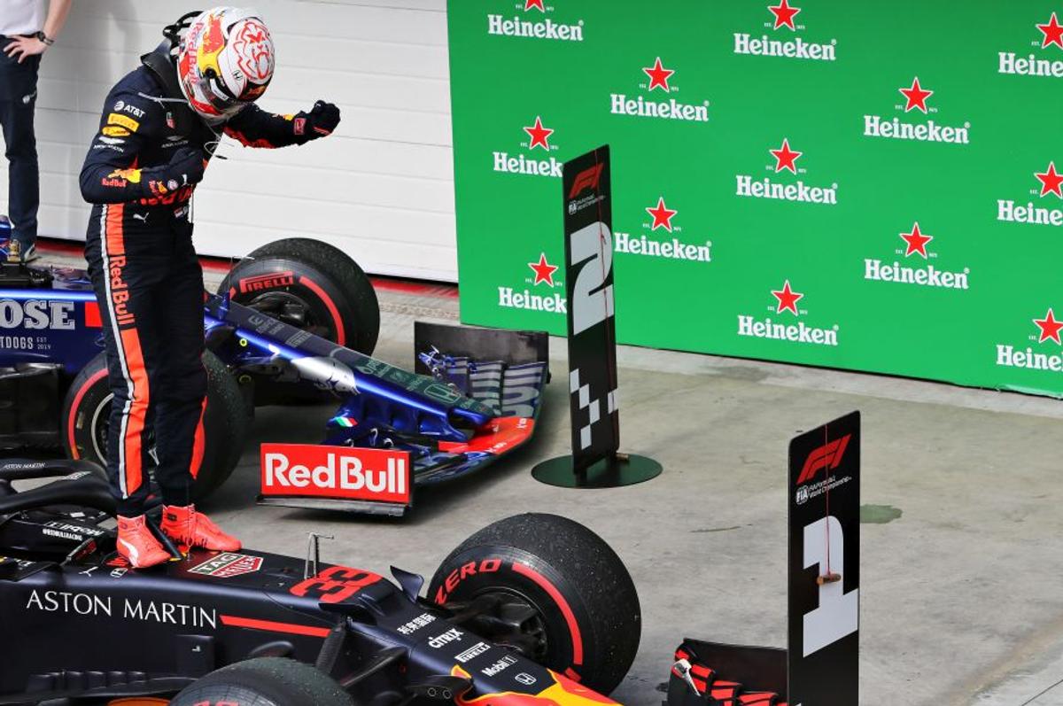 Colaps Ferrari: Vettel și LeClerc s-au scos reciproc din Marele Premiu al Braziliei: Verstappen, campion și favorit la locul 3 general!