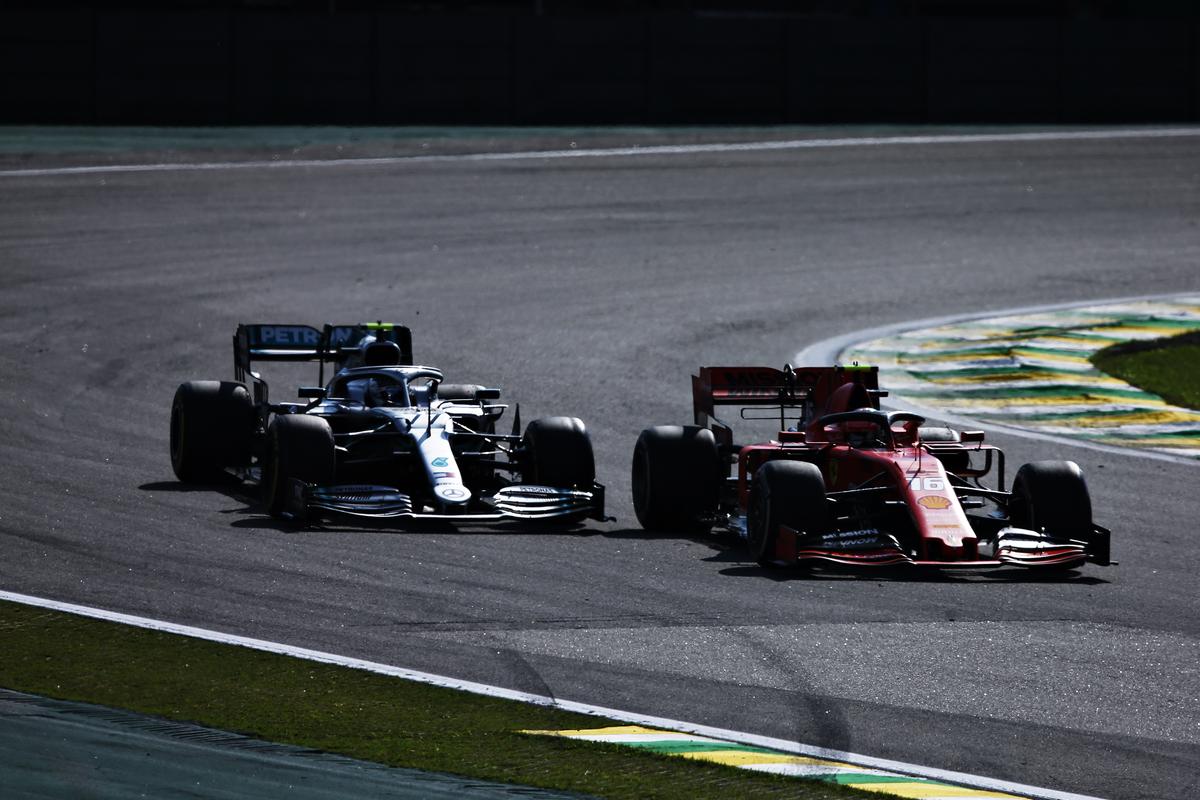 Colaps Ferrari: Vettel și LeClerc s-au scos reciproc din Marele Premiu al Braziliei: Verstappen, campion și favorit la locul 3 general!