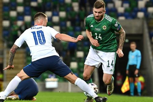 Stuart Dallas (în verde). foto: Guliver/Getty Images