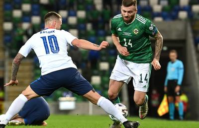 Irlanda de Nord - România. Căpitanul britanicilor nu concepe alt rezultat mâine seară: „Victoria ne-ar da un imbold”