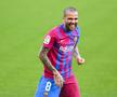 Cum a apărut astăzi Dani Alves la prezentarea la Barcelona » Și-a explicat gestul inedit