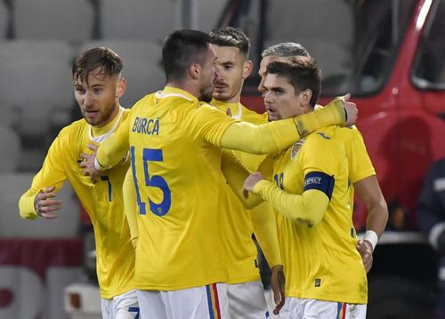 România - Slovenia 1-2 | Ilie Dumitrescu, fostul mare fotbalist al naționalei României, a fost impresionat de evoluția lui Olimpiu Moruțan, 23 de ani, care a dinamizat jocul „tricolorilor” după ce a fost introdus pe teren la pauză. Foto: Cristi Preda