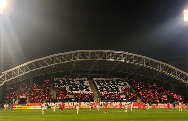 Răzbunarea după ce i-au luat marca? Cei mai fideli suporteri, umiliți de conducerea clubului din Superliga