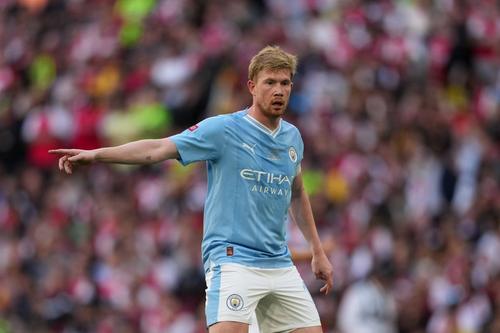 Kevin de Bruyne (32 de ani), mijlocașul lui Manchester City, s-ar afla pe lista celor 3 compozitori ai piesei „Wick Man”, interpretată de Drake. foto; Imago Images