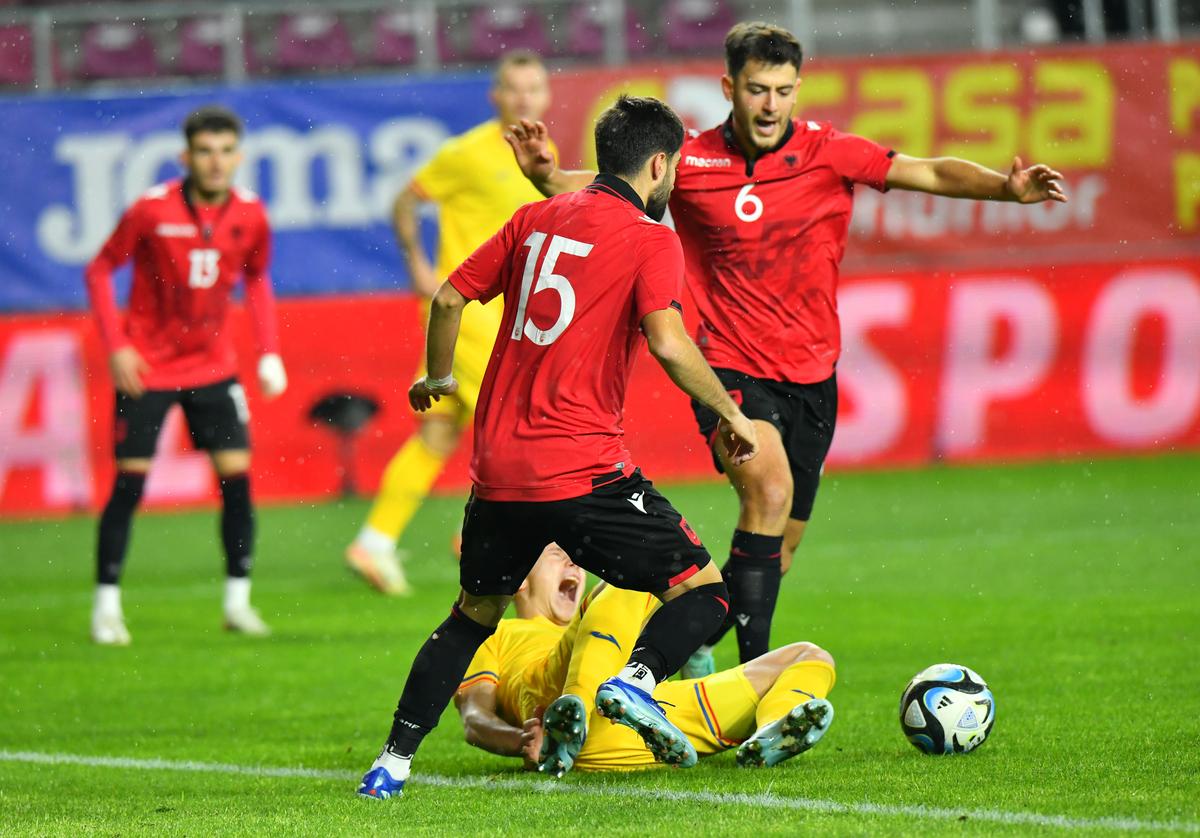 Emoții pentru FCSB » S-a accidentat la națională: „Are probleme musculare”