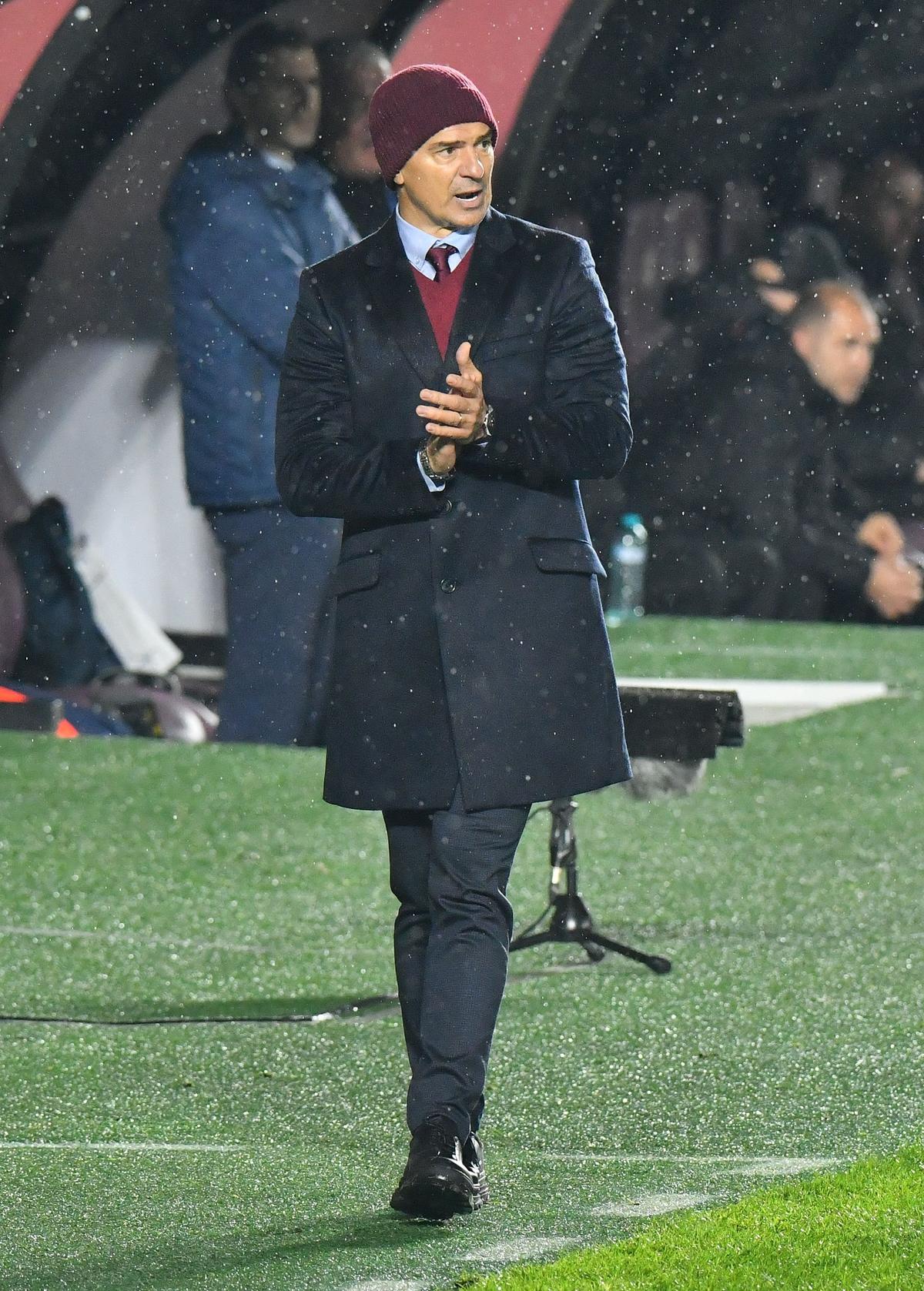 Pe urmele familiei Lucescu » Cum a apărut Pancu în Giulești la România U21 - Albania U21