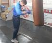 „Fără droguri, femei, băutură, nimic nu mă deraiază!” » La doar 18 ani, Antonio Dumitru s-a metamorfozat dintr-un puști grăsuț într-un boxer care lovește năprasnic: „Casca de amatori mă sufocă!”
