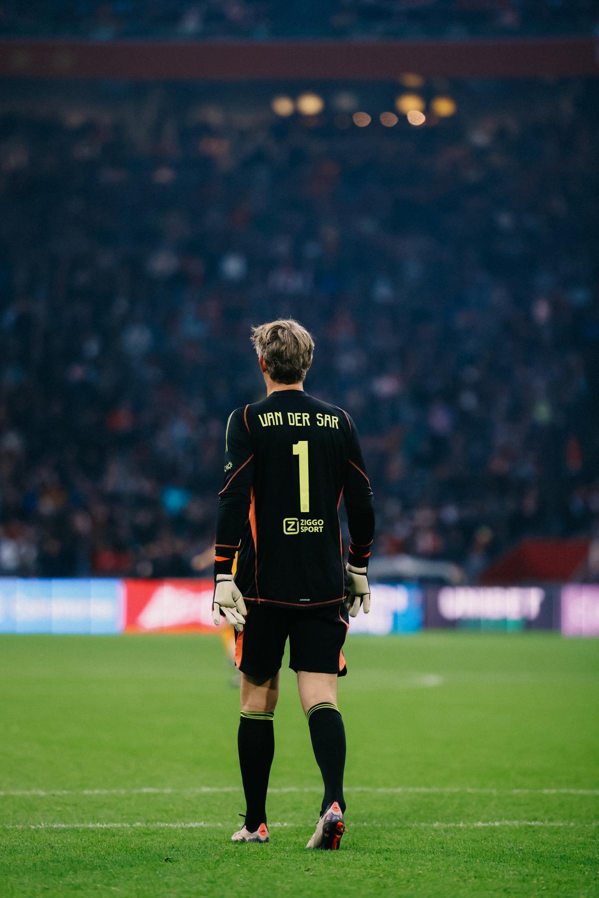 Cristi Chivu, titular în Ajax - Real Madrid, meciul legendelor