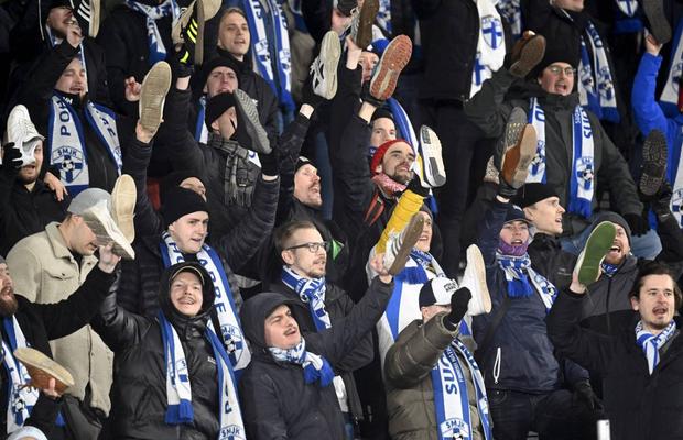 Nemaivăzut! Toți s-au descălțat » Protest inedit în Nations League, la finalul campaniei istorice negative: „Plecați cu toții”