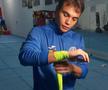 „Fără droguri, femei, băutură, nimic nu mă deraiază!” » La doar 18 ani, Antonio Dumitru s-a metamorfozat dintr-un puști grăsuț într-un boxer care lovește năprasnic: „Casca de amatori mă sufocă!”