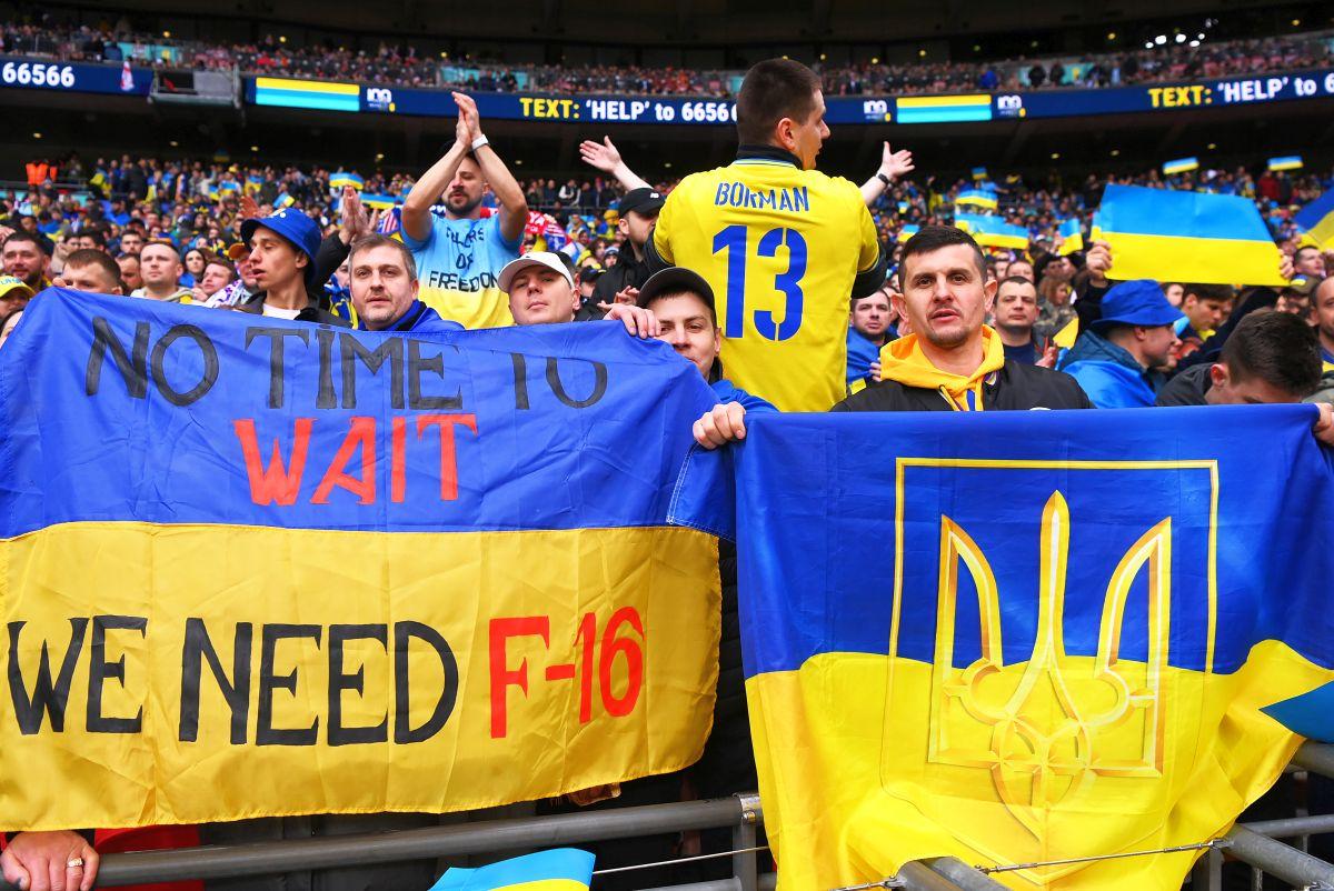 Forbes: Pentru Ucraina, nevoia de a fi la Mondial depășește sfera fotbalului! Posibilul adversar al României nu concepe să nu fie în State: „Soldații au urmărit tot de pe linia frontului”