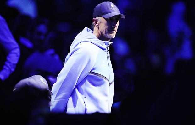 Darren Cahill îi prevede un viitor strălucit lui Jannik Sinner: „Cel mai bun tenis al său va veni când va avea 28, 29 și 30 de ani”