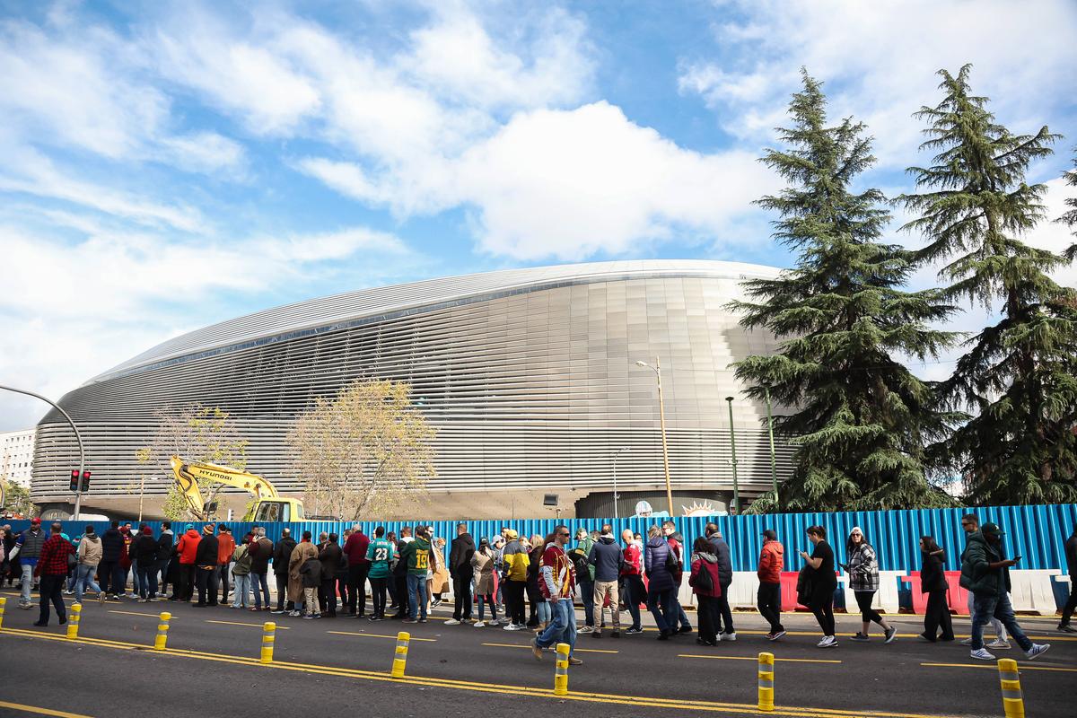 Stadionul „Santiago Bernabeu” a găzduit în weekend primul meci NFL din istorie disputat în Spania