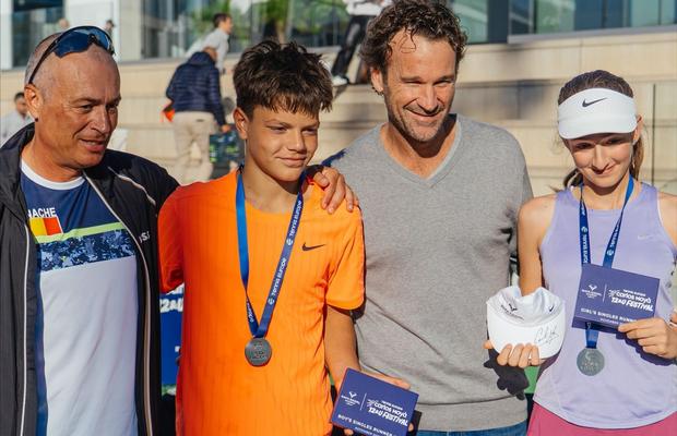 Rezultate excelente pentru doi juniori români la un festival important de tenis, organizat la Academia Rafa Nadal
