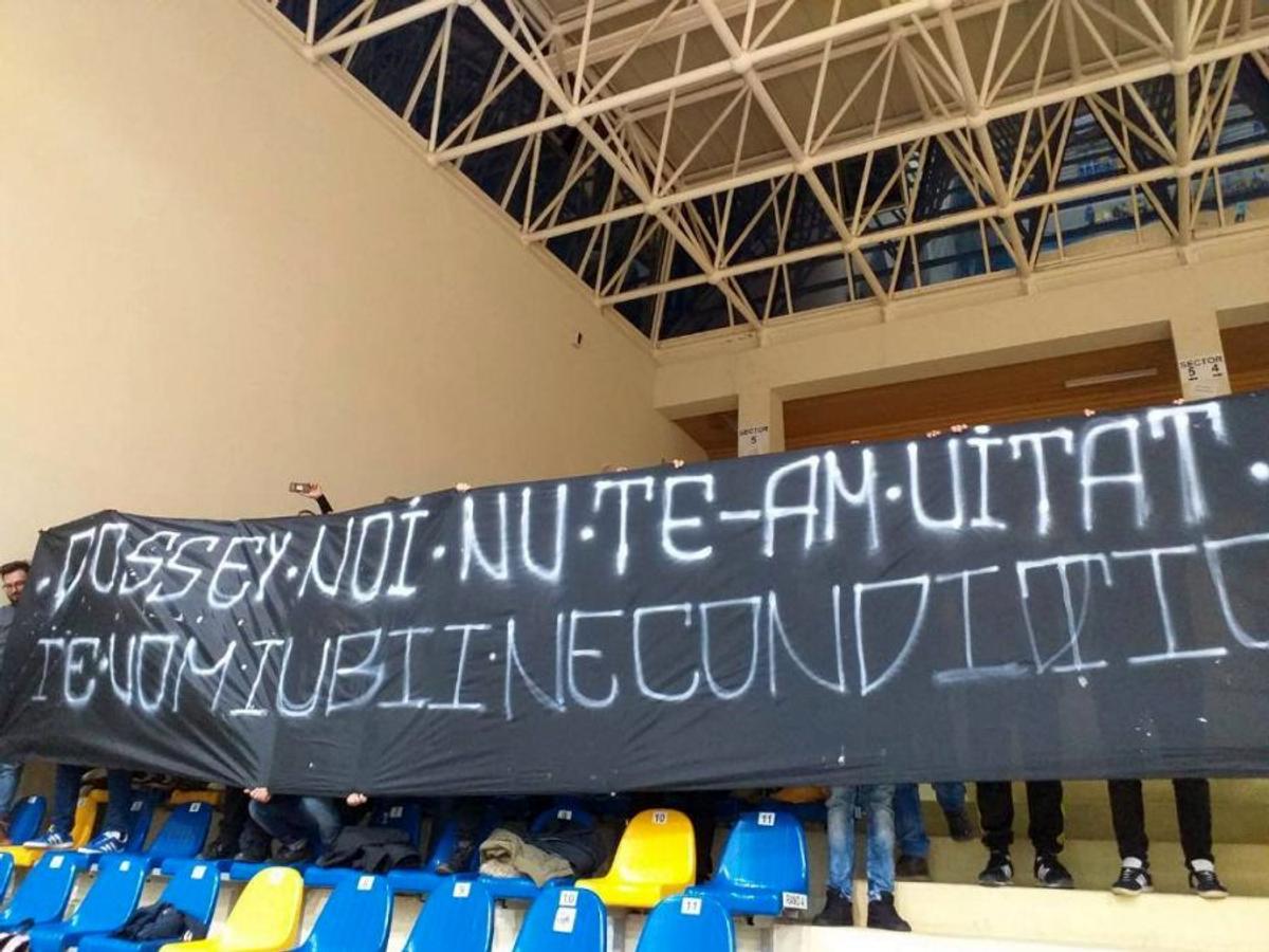 Egalitate în trei la Trofeul Stelelor de Crăciun de la Brașov