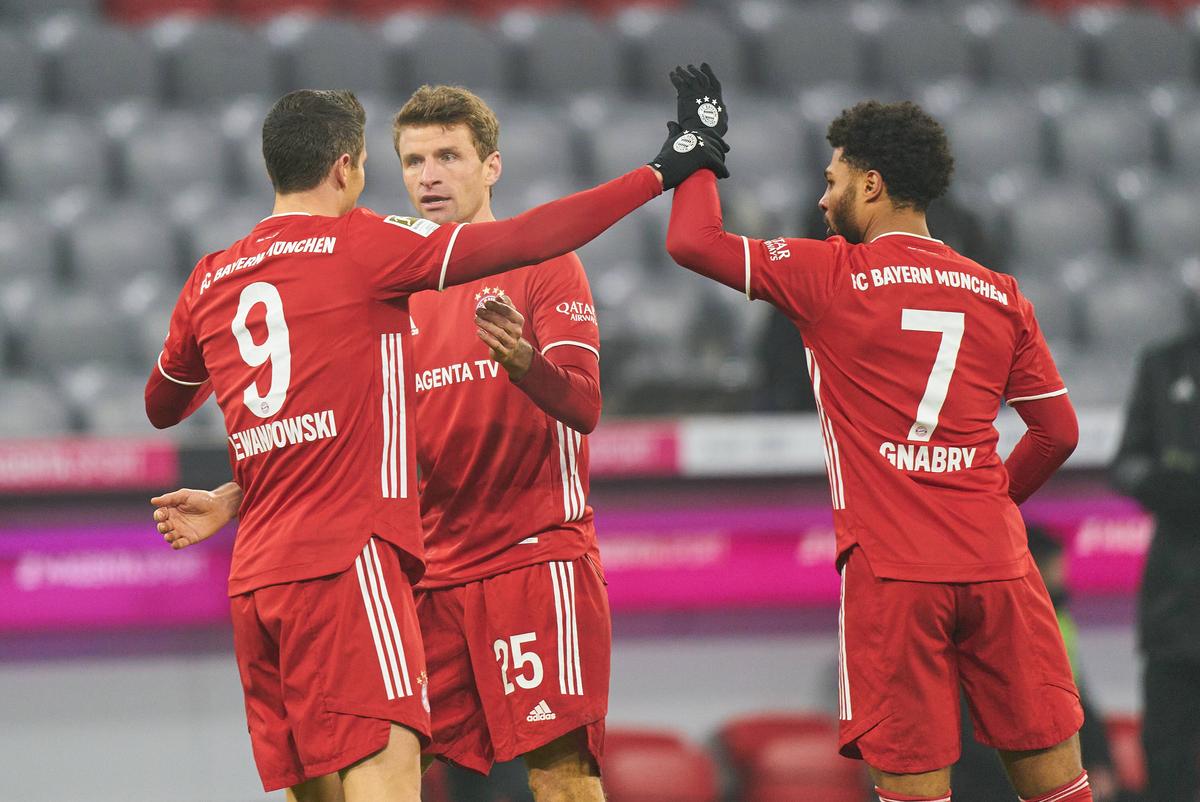 Bayern - Woflsburg - Bundesliga. 16.12.3030