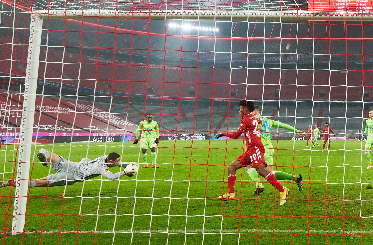 FOTO. Lewandowski, un an fantastic: a depășit 250 de goluri în Bundesliga! Diseară va fi ales jucătorul anului de FIFA