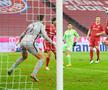 FOTO. Lewandowski, un an fantastic: a depășit 250 de goluri în Bundesliga! Diseară va fi ales jucătorul anului de FIFA