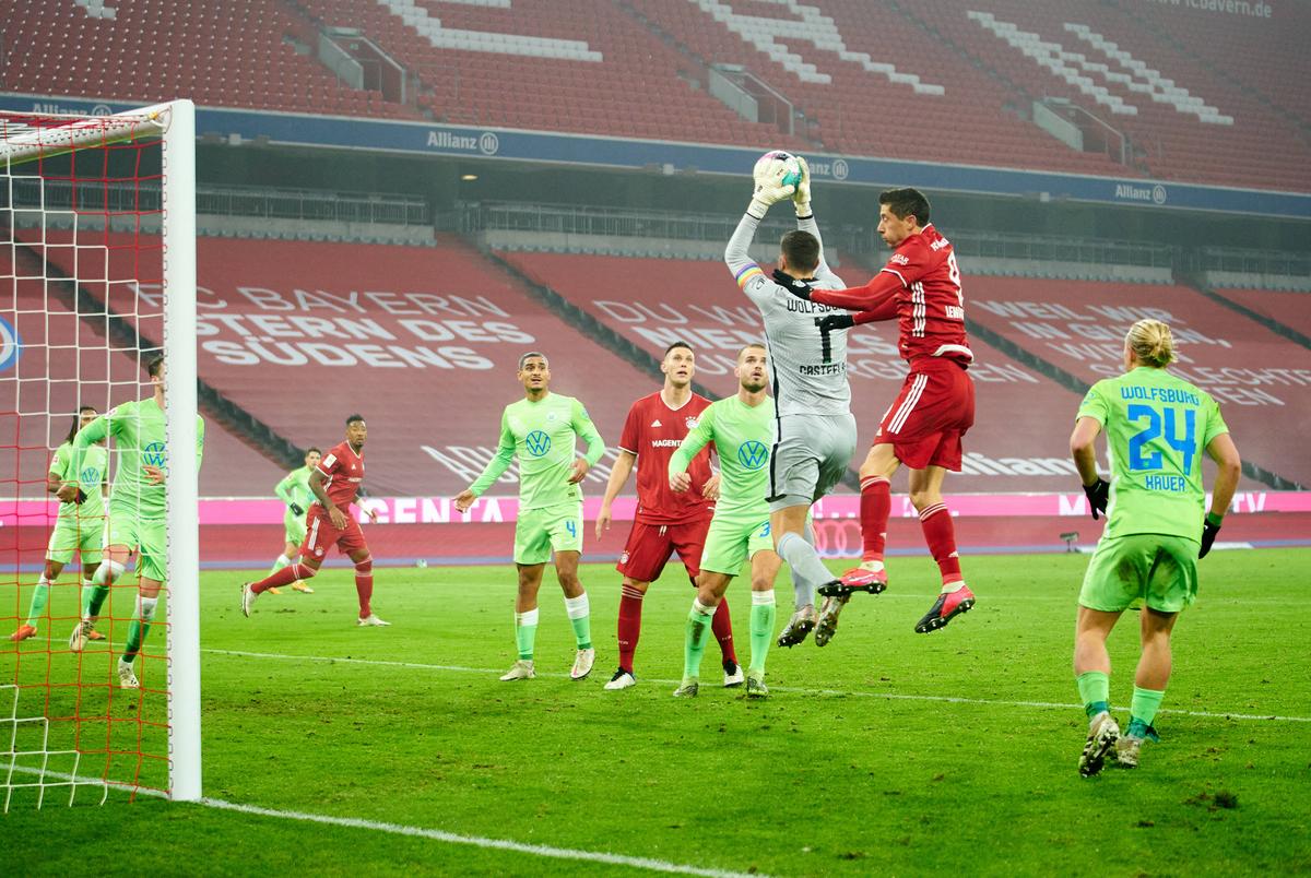 FOTO. Lewandowski, un an fantastic: a depășit 250 de goluri în Bundesliga! Diseară va fi ales jucătorul anului de FIFA
