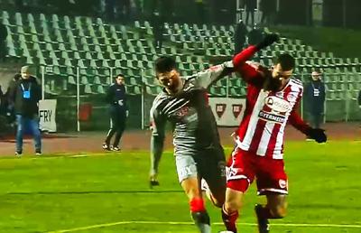 VIDEO+FOTO Sepsi și UTA au cerut câte un penalty în prima repriză! Deciziile luate de Horia Mladinovici
