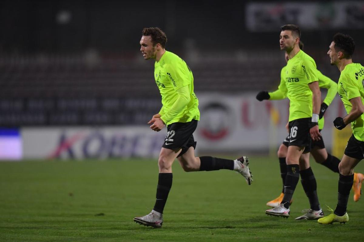 FOTO+VIDEO. Dinamo - CFR Cluj 0-2 » „Câinii”, anesteziați de campioană în Ștefan cel Mare! Clasamentul LIVE