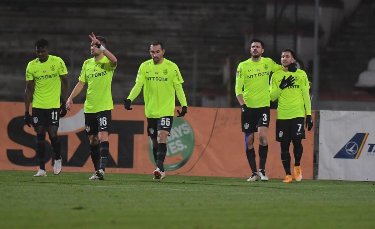 Dinamo - CFR Cluj, comentat de Florea, Udrea și Apostol: „Iordănescu i-a bătut pe «câini» à la Dan Petrescu”