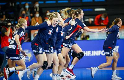 Norvegia va înfrunta Franța în finala Campionatului Mondial de handbal » Katrine Lunde, eroină în disputa cu Spania
