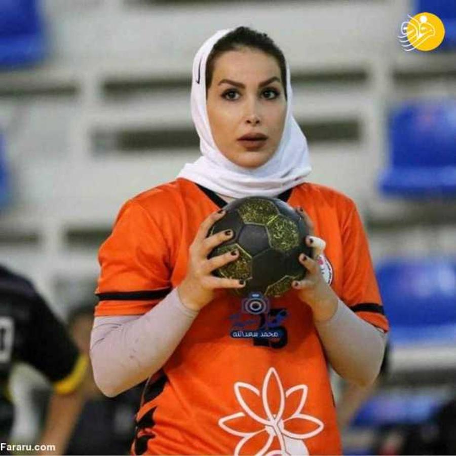 Shaghayegh Bapiri O jucătoare din Iran refuză să se întoarcă acasă după Mondial » Dezvăluiri tulburătoare: „Soţul are dreptul să ne bată!” + cum au fost șantajate și ce s-a întâmplat după meciul cu România