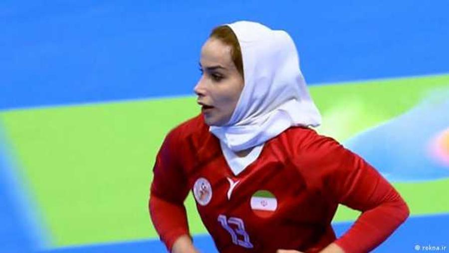 O jucătoare din Iran refuză să se întoarcă acasă după Mondial » Dezvăluiri tulburătoare: „Soţul are dreptul să ne bată!” + cum au fost șantajate și ce s-a întâmplat după meciul cu România