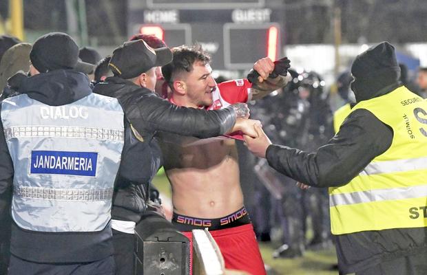 Gestul suporterilor ar putea să o coste scump pe Dinamo: „Riscați cel puțin un milion de euro”