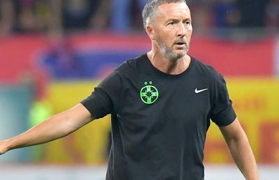 Un antrenor în vogă din Liga 1, întrebat de față cu Mihai Stoica: „Ai antrena la FCSB?” » Reacție nervoasă a lui MM: „Voi le știți pe toate!”