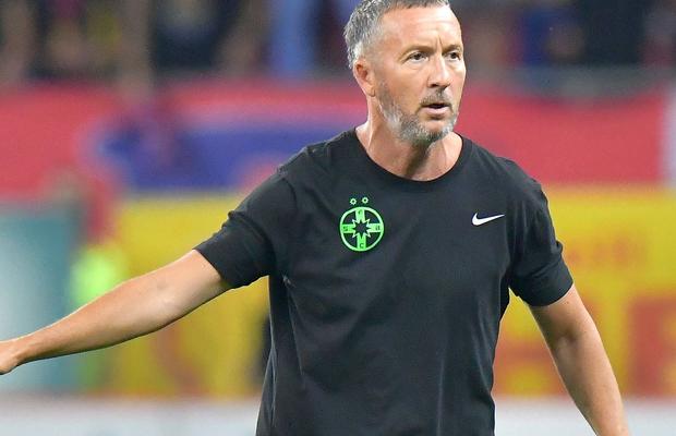 Un antrenor în vogă din Liga 1, întrebat de față cu Mihai Stoica: „Ai antrena la FCSB?” » Reacție nervoasă a lui MM: „Voi le știți pe toate!”