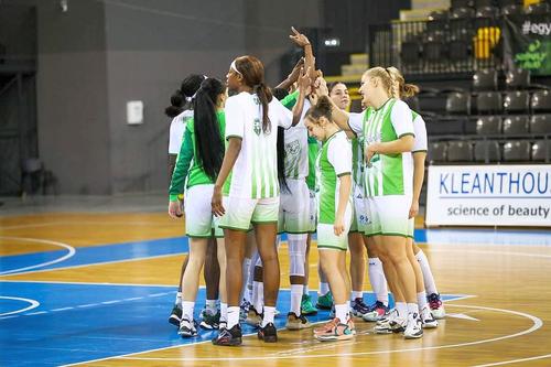 Jucătoarele de la Sepsi sărbătorind victoria din EuroCup. FOTO Brigitta Miska