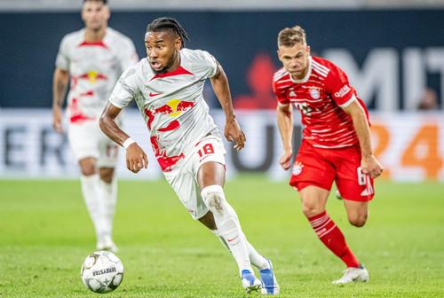 La balon, Christopher Nkunku // sursă foto: Imago Images