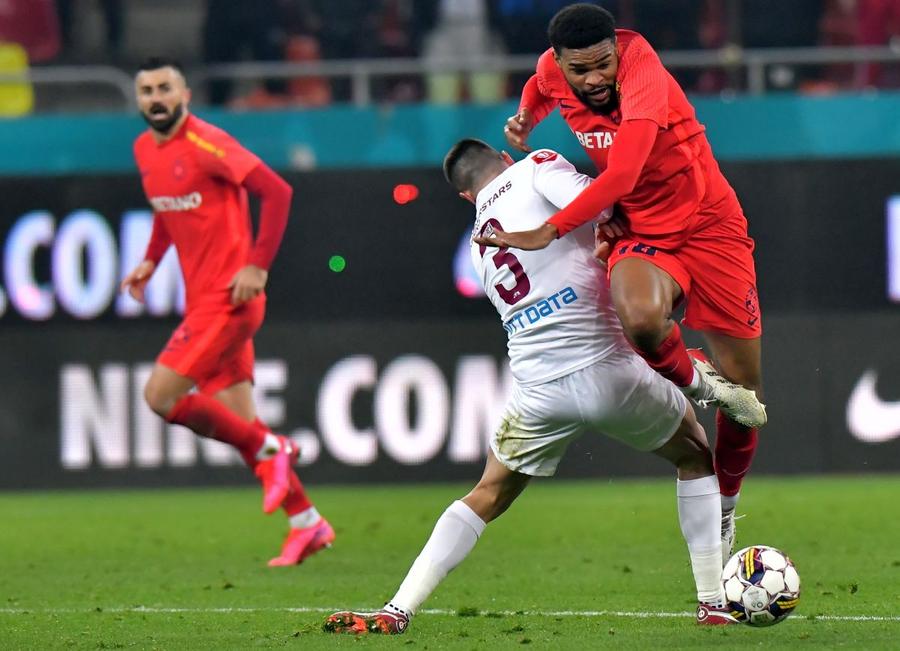Malcom Edjouma a fost unul dintre cei mai buni oameni ai FCSB-ului în derby-ul cu CFR și a intrat din nou în grațiile lui Becali (foto: Cristi Preda/GSP) Derby-ul slab al unui campionat la fel de slab
