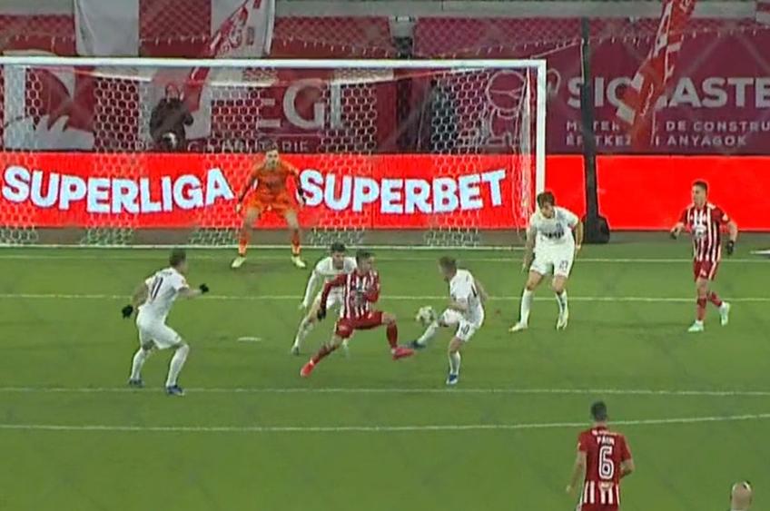 Sepsi a învins-o pe CFR Cluj, scor 2-1, în runda cu numărul 20 din Superligă. Golul decisiv, marcat de Vitalie Damașcan în minutul 85, a fost prefațat de un ofsaid la Rondon.