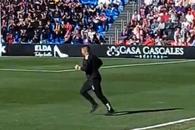 Antrenorul lui Florin Andone e eroul zilei în Spania: a salvat un fan în timpul meciului!