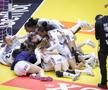 Franța a învins-o pe Norvegia, scor 31-28, și a cucerit Campionatul Mondial de handbal feminin. Pentru naționala lui Olivier Krumbholz este al treilea titlu din istorie.
